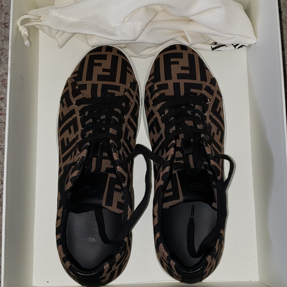 Fendi Forever All over Sneakers